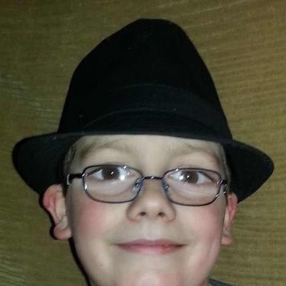 Meet your Posher, Hunter